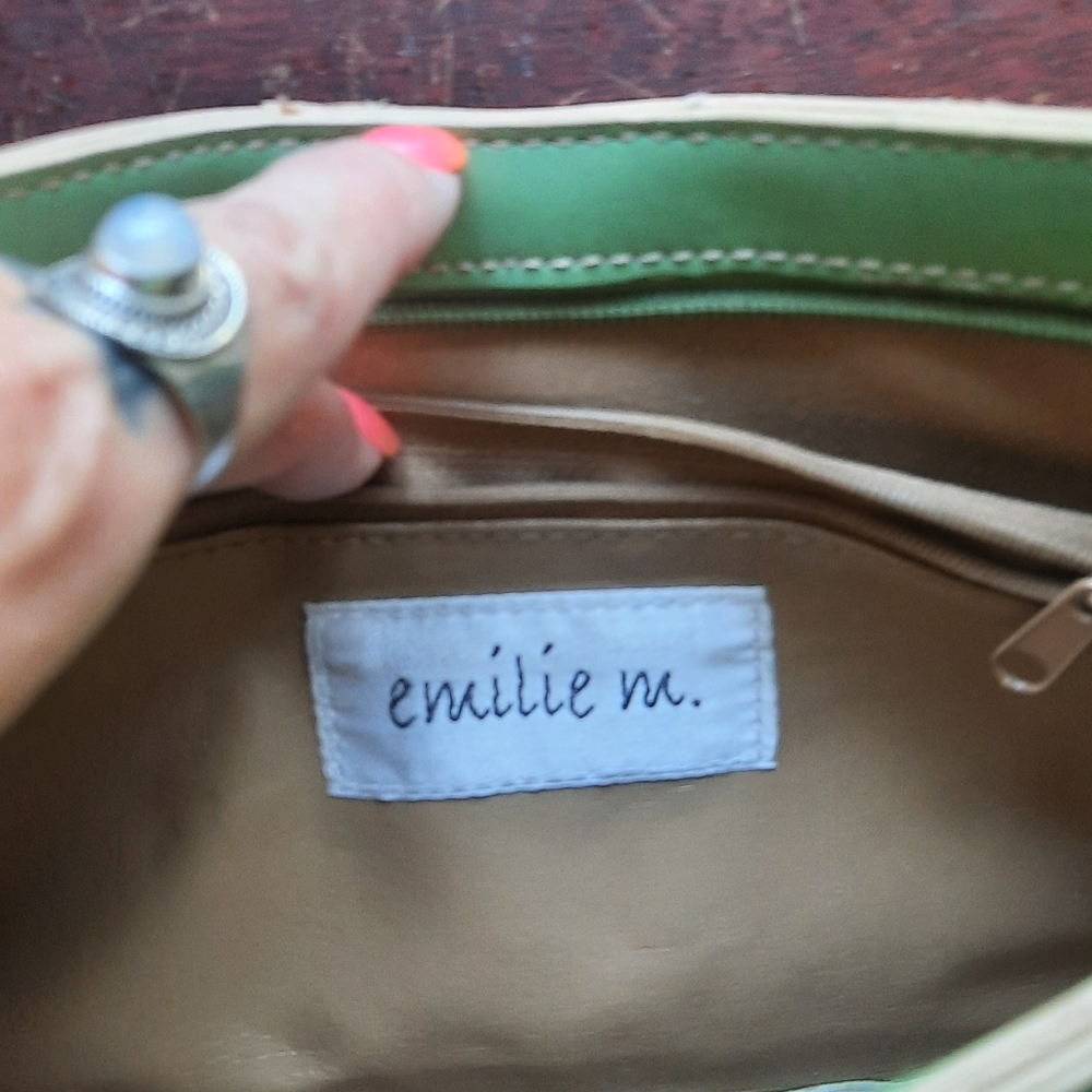 Emillie m. Bag